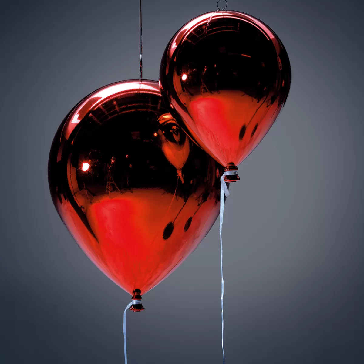 ballon_en_plastique_rouge_mtallis__20_cm_4.webp DecoWoerner Ballon En Plastique Métallisé Ø 20 Cm
