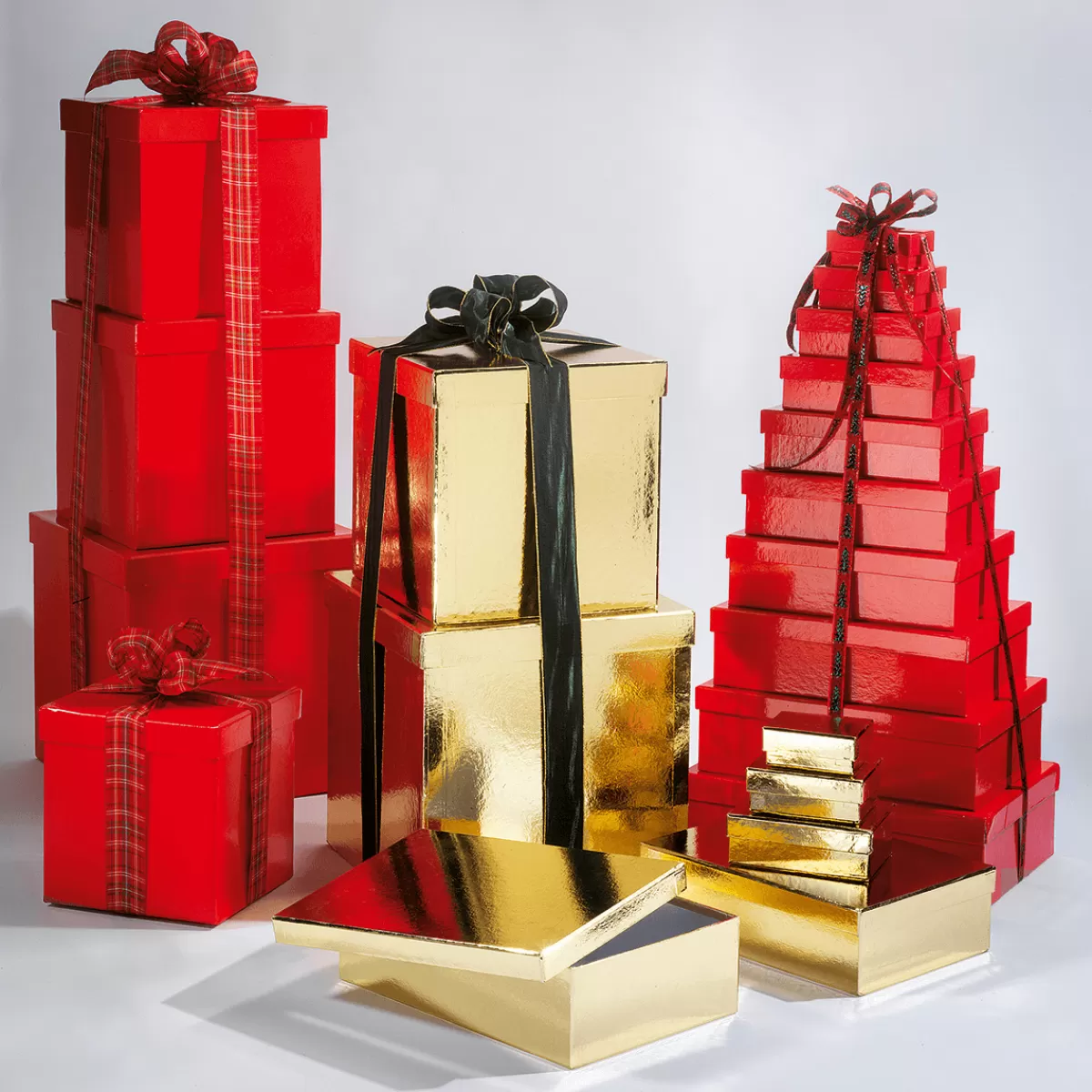 botes_cadeau_en_carton_dores_10_l_3-1.webp DecoWoerner Boîtes Cadeau En Carton, Dées, 10 él.