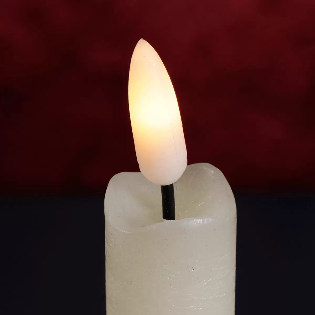 bougies_pilier_en_cire_led_24_cm_lot_de_2_4.webp DecoWoerner Bougies Pilier En Cire LED 24 Cm, Lot De 2