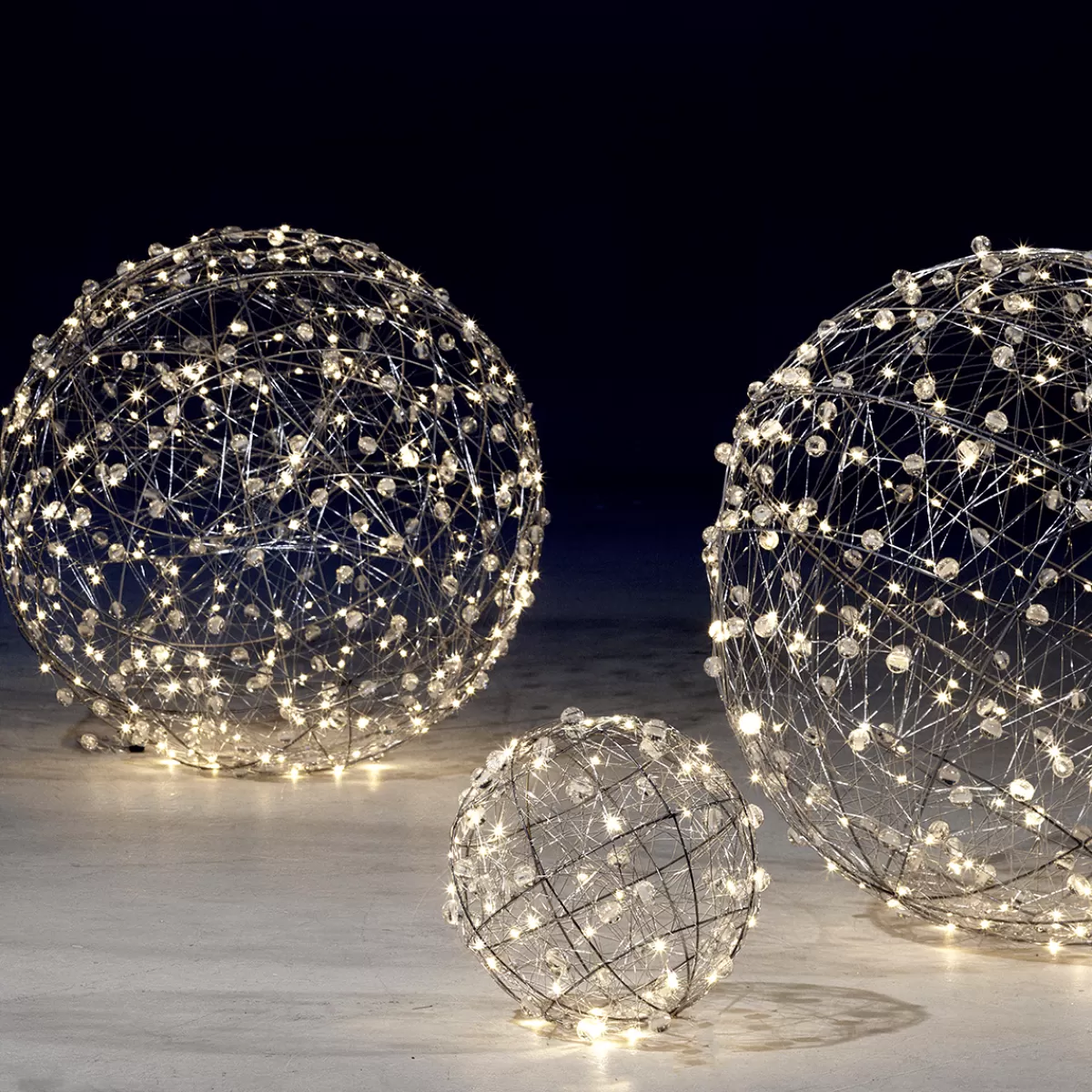 boule_lumineuse_en_fil_de_fer_led__60_cm_4.webp DecoWoerner Boule Lumineuse En Fil De Fer LED Ø 60 Cm