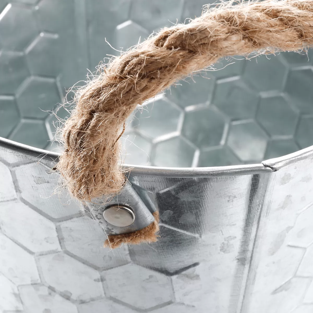 DecoWoerner Cache-pot En Zinc Avec Motif Nid D'abeille 14 & 17 Cm De Haut