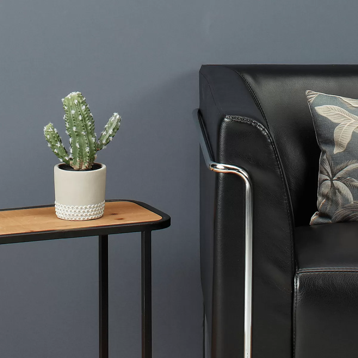 DecoWoerner Cactus Artificiel Décoratif 24 Cm En Plastique Injecté