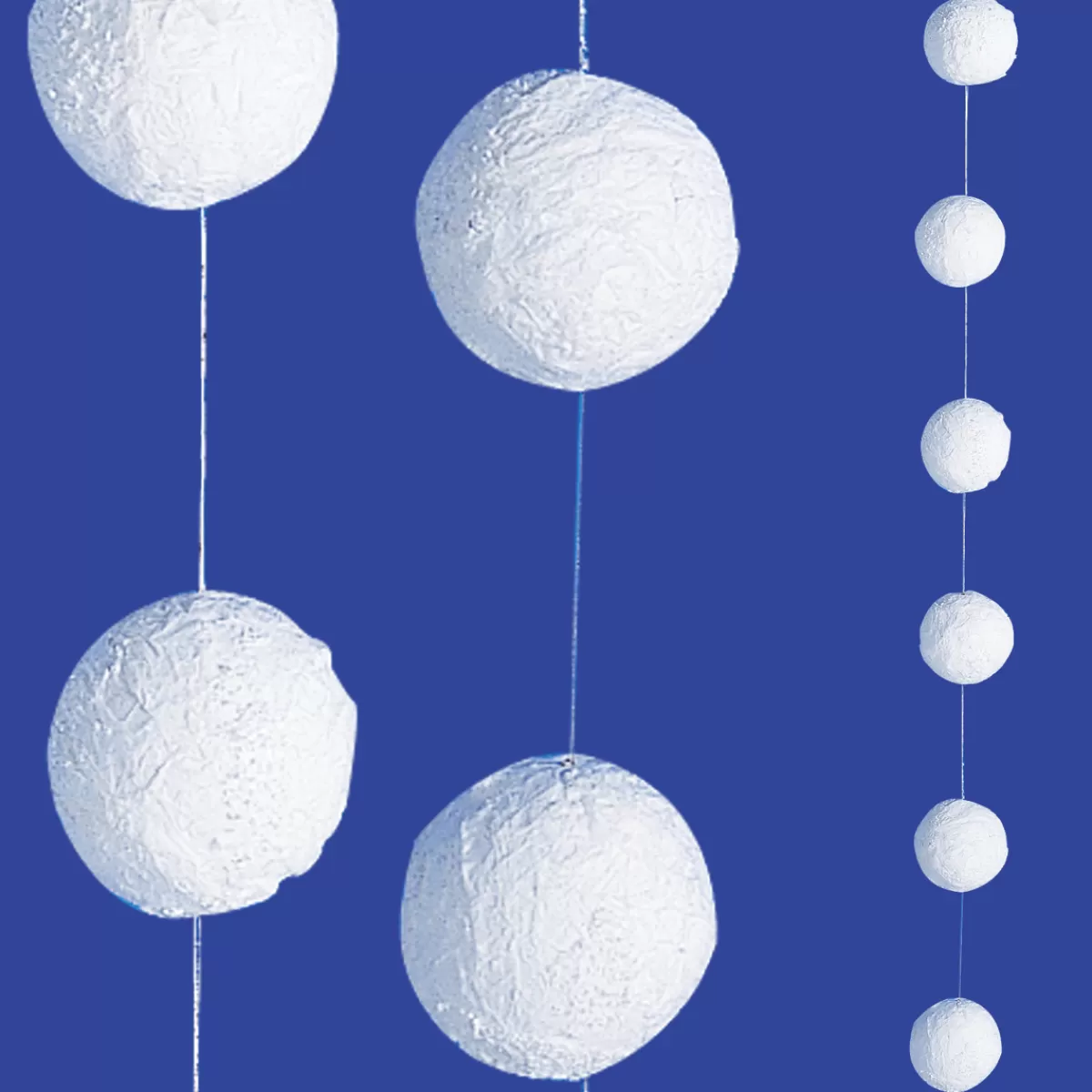 DecoWoerner Chaîne De Boules De Neige, Long. 270 Cm, Ø 6 Cm