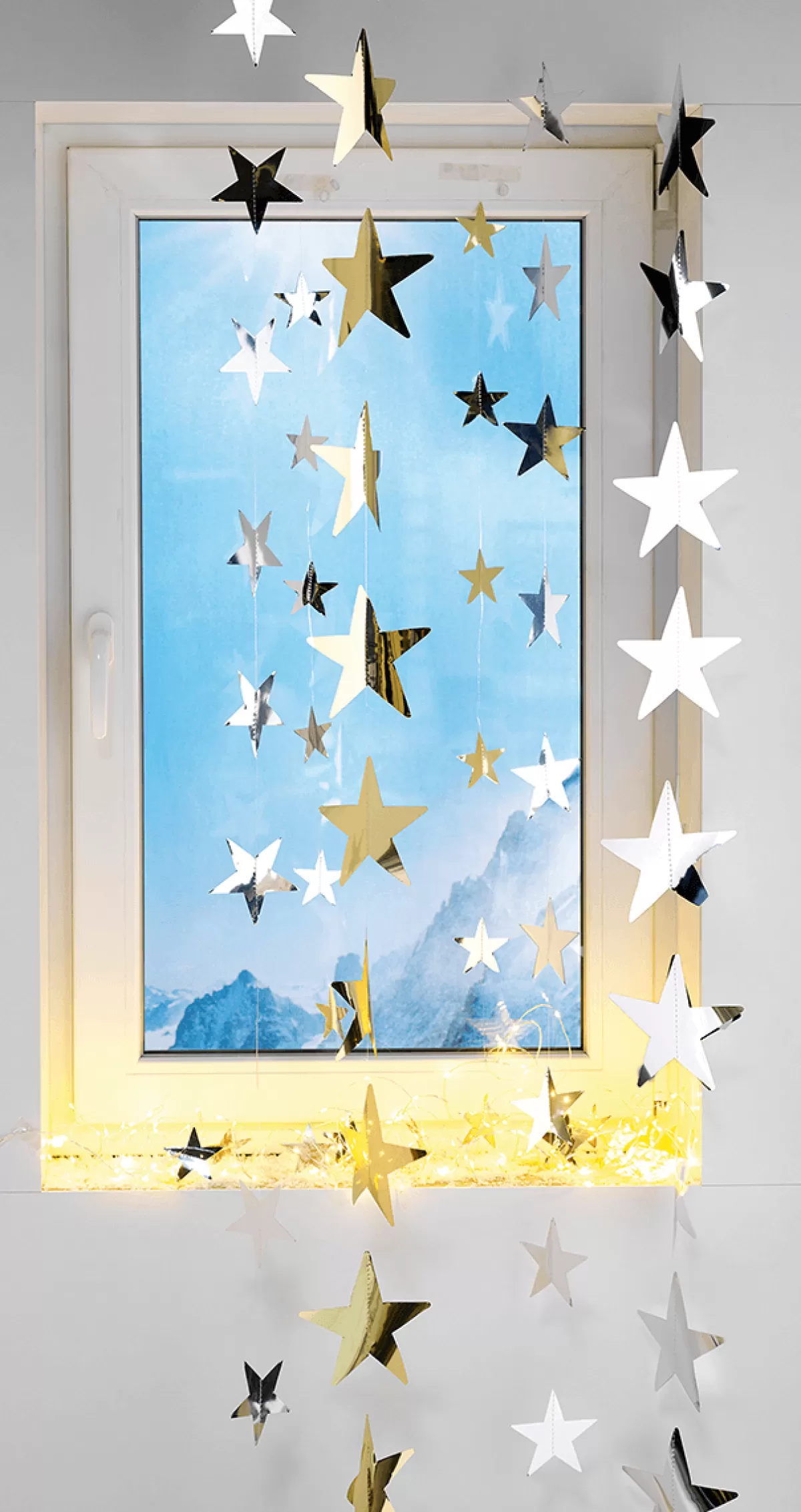 chane_dtoiles_en_feuille_synth_or__10_cm_200_cm_2_pces_3-1.webp DecoWoerner Chaîne D'étoiles En Feuille Synth. Ø 10 Cm, 200 Cm, 2 Pces