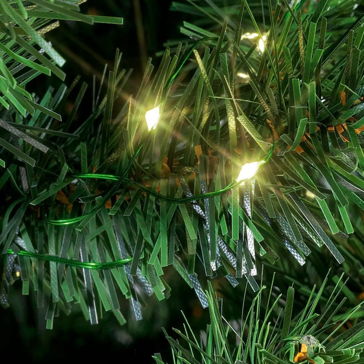 DecoWoerner Chaîne Lumineuse à Fil à LED Pour Les Arbres, Pour L'ext., 540 LED, 140 M