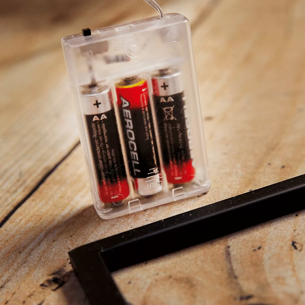 chane_lumineuse__fil__led_sur_pile_pour_lint_50_led_5_m_4.webp DecoWoerner Chaîne Lumineuse à Fil à LED Sur Pile Pour L’int., 50 LED, 5 M