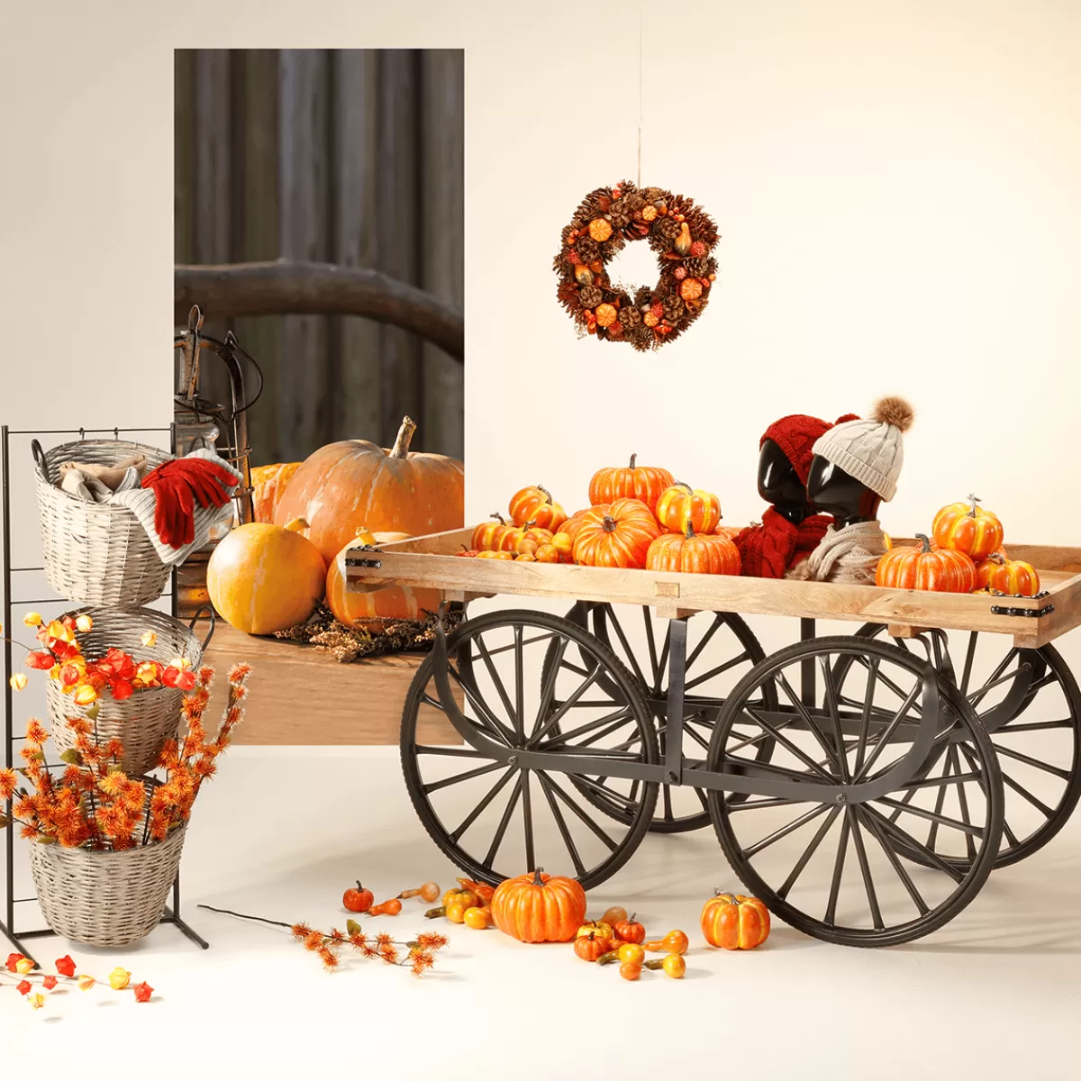 couronne_de_cnes_dautomne_orange_38_cm__3-1.webp DecoWoerner Couronne De Cônes D'automne Orange 38 Cm Ø