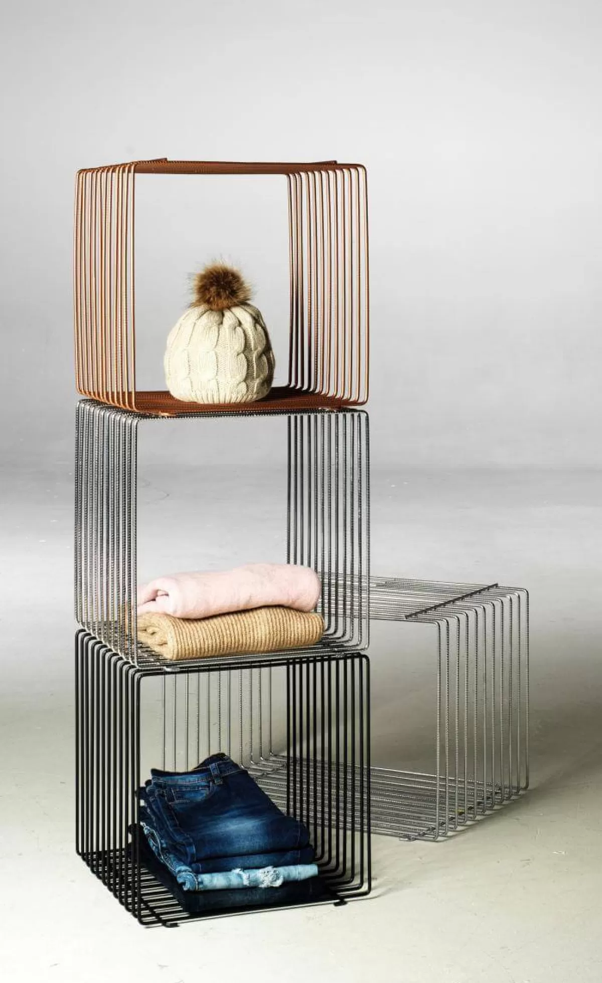 cube_en_treillis_40_x_40_cm_blanc_3.webp DecoWoerner Cube En Treillis 40 X 40 Cm