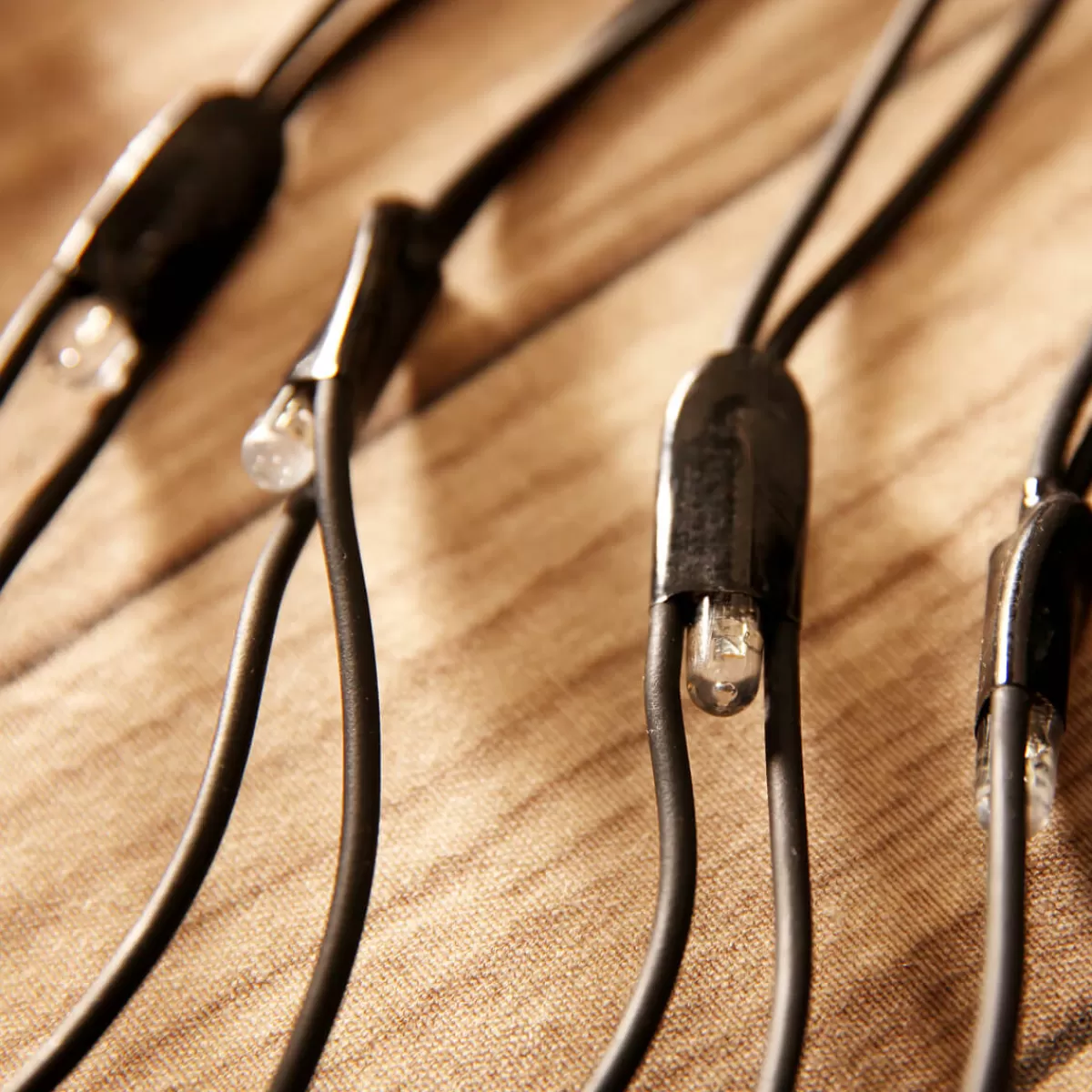 filet_lumineux_professionnel__led_systme_ip67_500_led_300_x_300_cm_sans_cable_3-2.webp DecoWoerner Filet Lumineux Professionnel à LED Système IP67, 500 LED, 300 X 300 Cm, Sans Cable