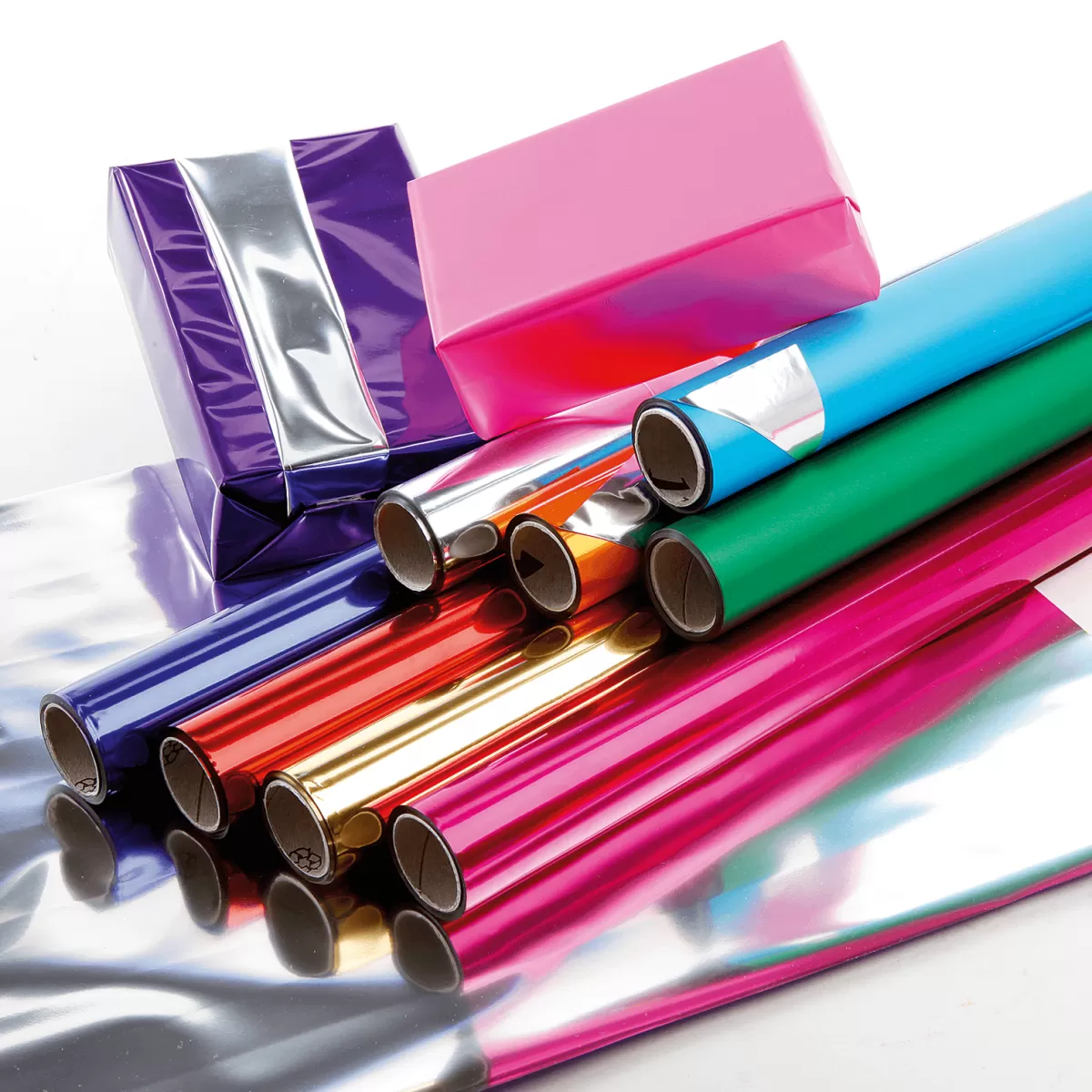 film_mtallique_lumifol_difficilement_inflammable_10_m_or_3.webp DecoWoerner Film Métallique Lumifol Difficilement Inflammable 10 M,