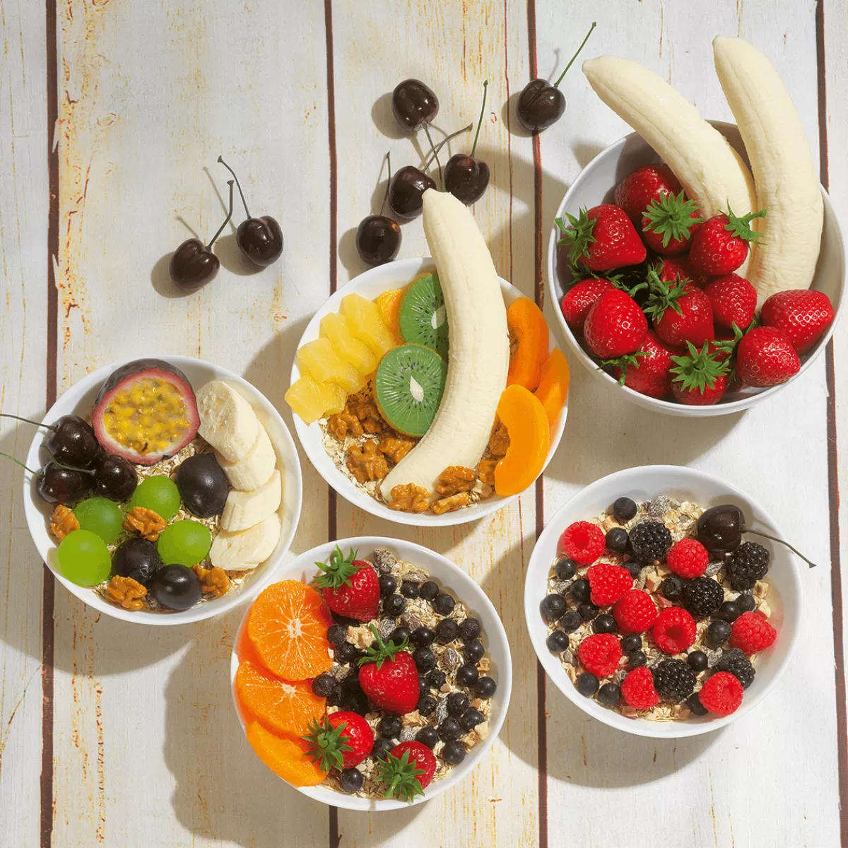 fraises_aliment_factice_24_pces_7.webp DecoWoerner Fraises Aliment Factice 24 Pces