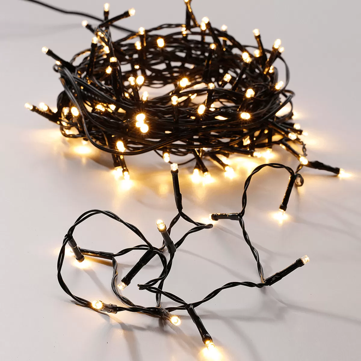 guirlande_lumineuse_noire_9_m_120_led_blanc_chaud_ip44_3-1.webp DecoWoerner Guirlande Lumineuse Noire 9 M, 120 LED Blanc Chaud IP44
