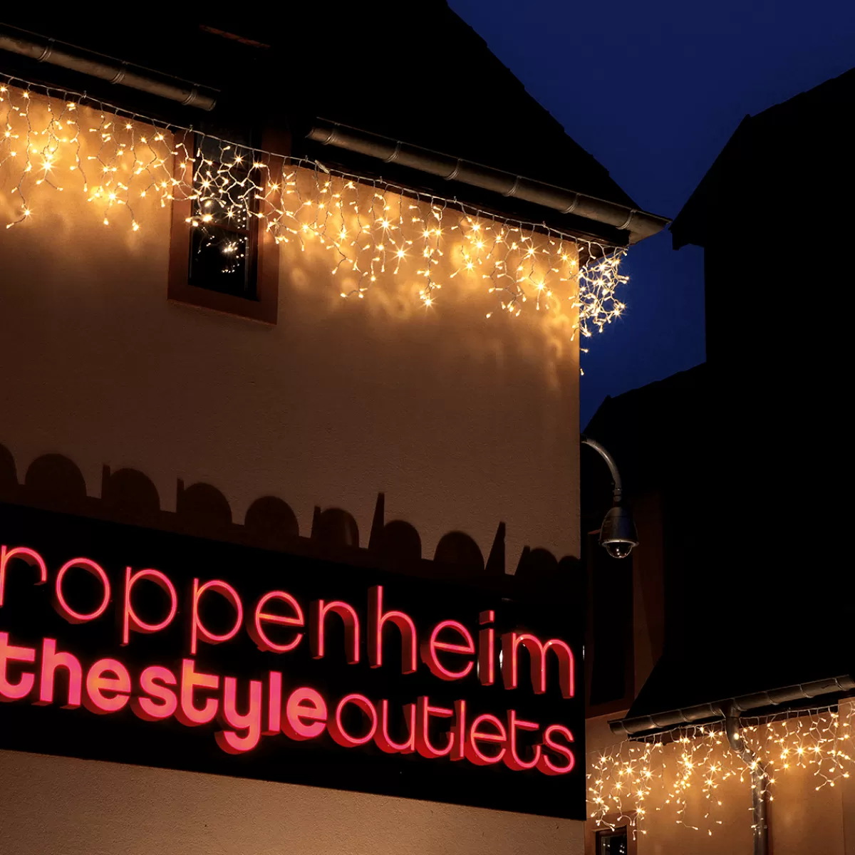 DecoWoerner Icicle-Light Professionnel à LED Système IP67, 228 LED, 300 X 100 Cm, Sans Cable