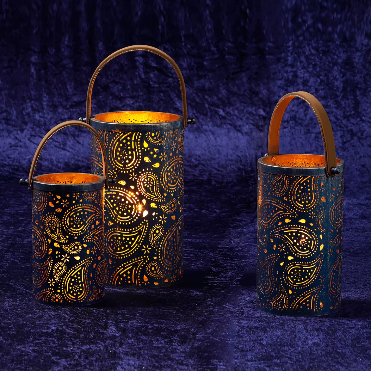 lanternes_rondes_en_mtal_3_pices_bleu_or_5.webp DecoWoerner Lanternes Rondes En Métal 3 Pièces Or