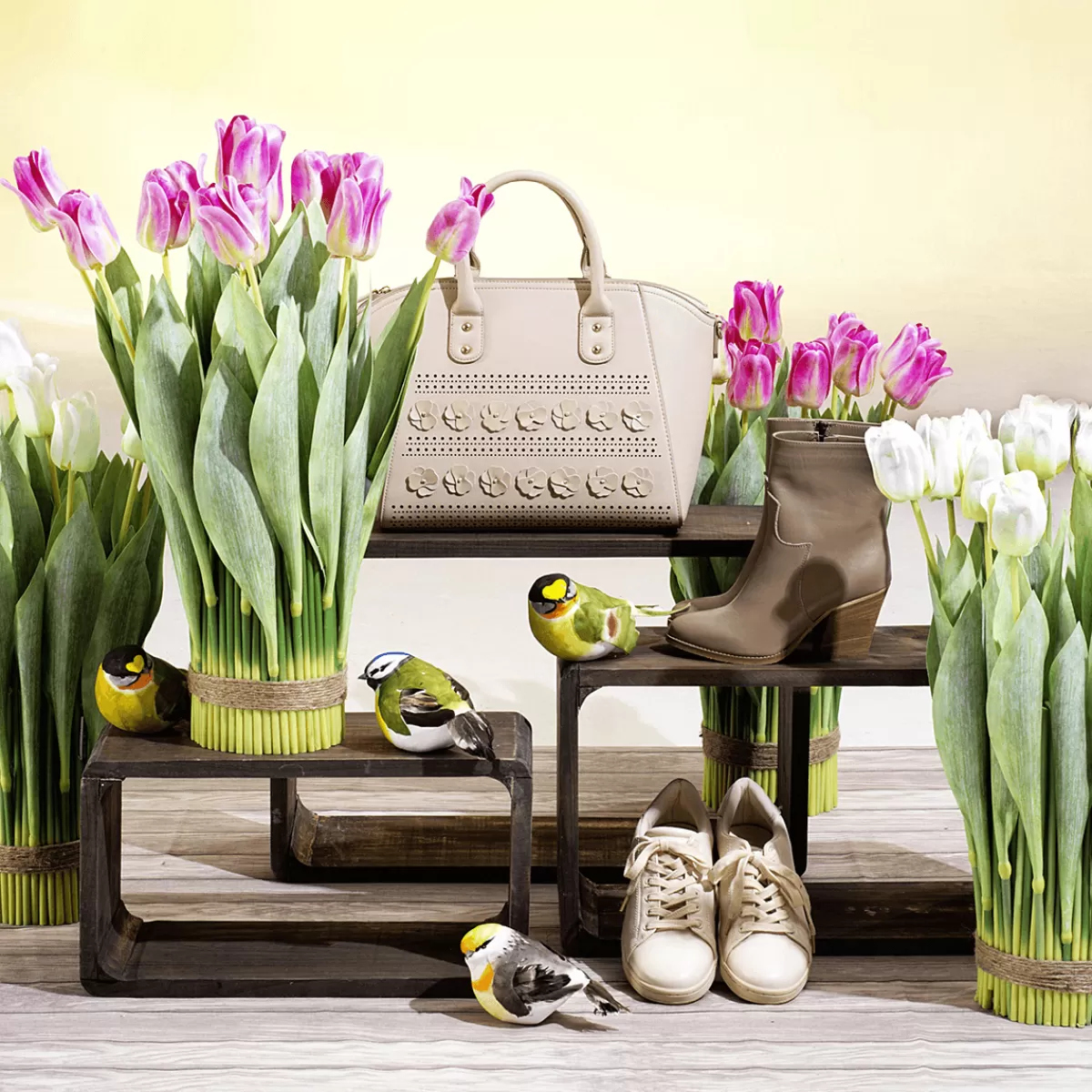 oiseau_de_dcoration_bleu_vert_jaune_19_cm_8.webp DecoWoerner Oiseau De Décoration Vert Jaune 19 Cm