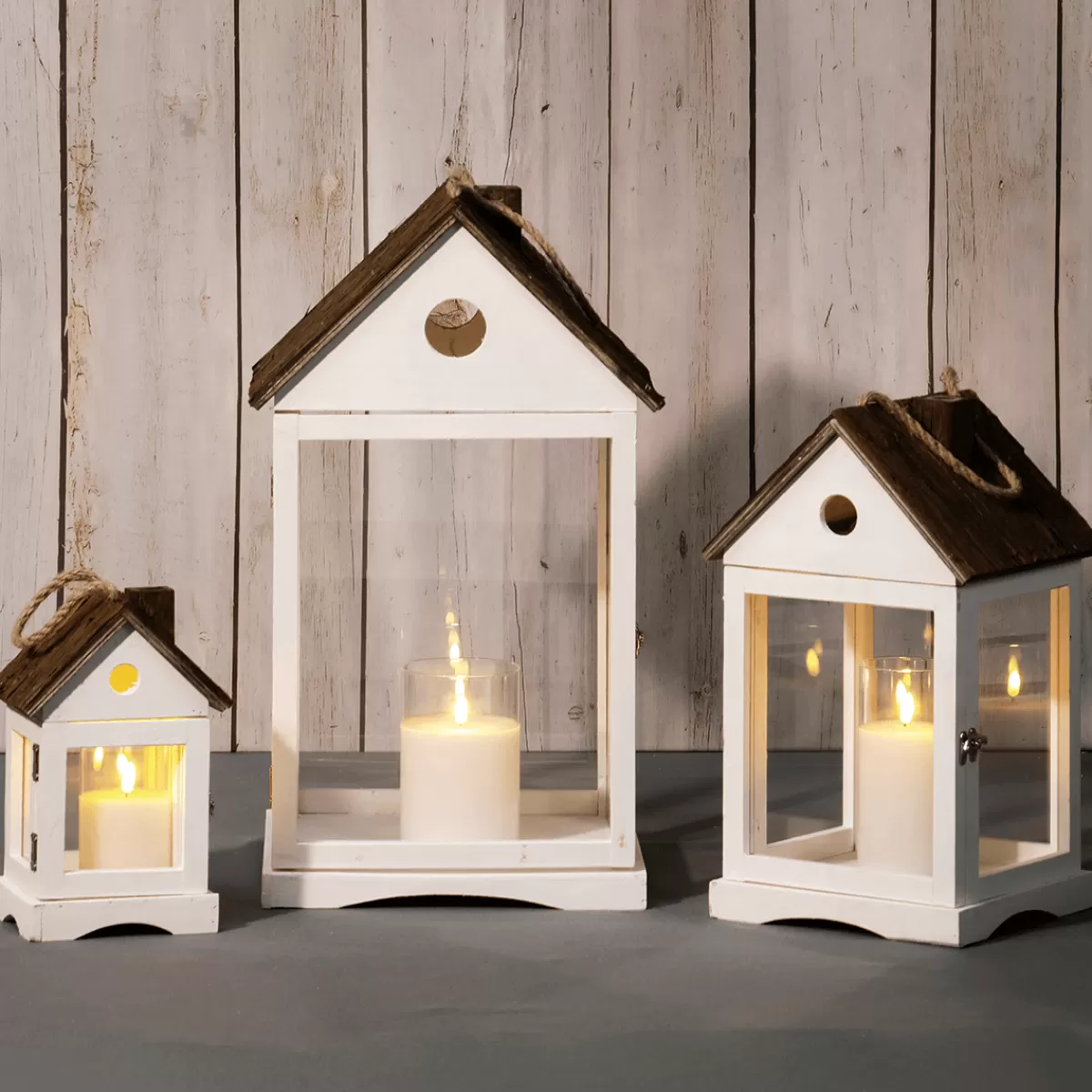 DecoWoerner Photophore Lanterne Maisons En Bois Set 3 Pièces Marron