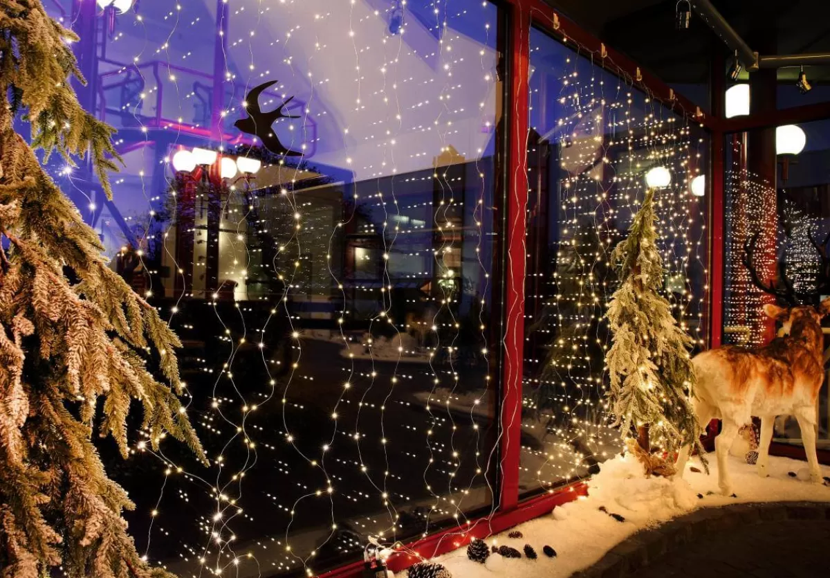 rideau_lumineux_en_fil_led_pour_lext_384_led_240_x_160_cm_5-1.webp DecoWoerner Rideau Lumineux En Fil LED Pour L'ext., 384 LED, 240 X 160 Cm