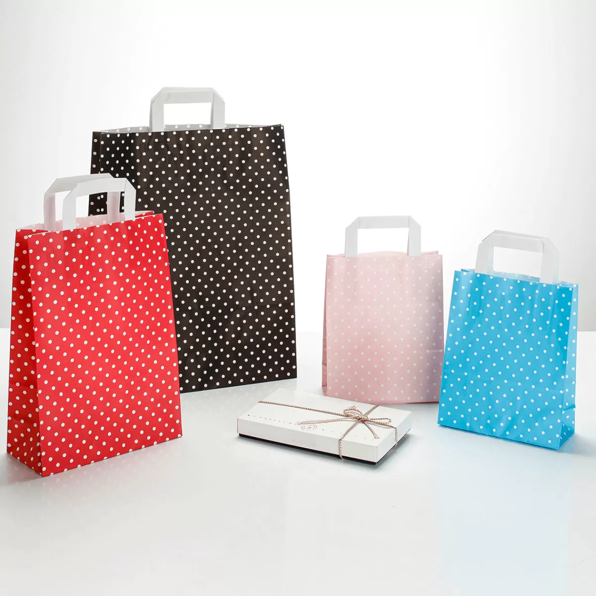 DecoWoerner Sac En Papier Kraft "Petits Points" 22 X 18 Cm,