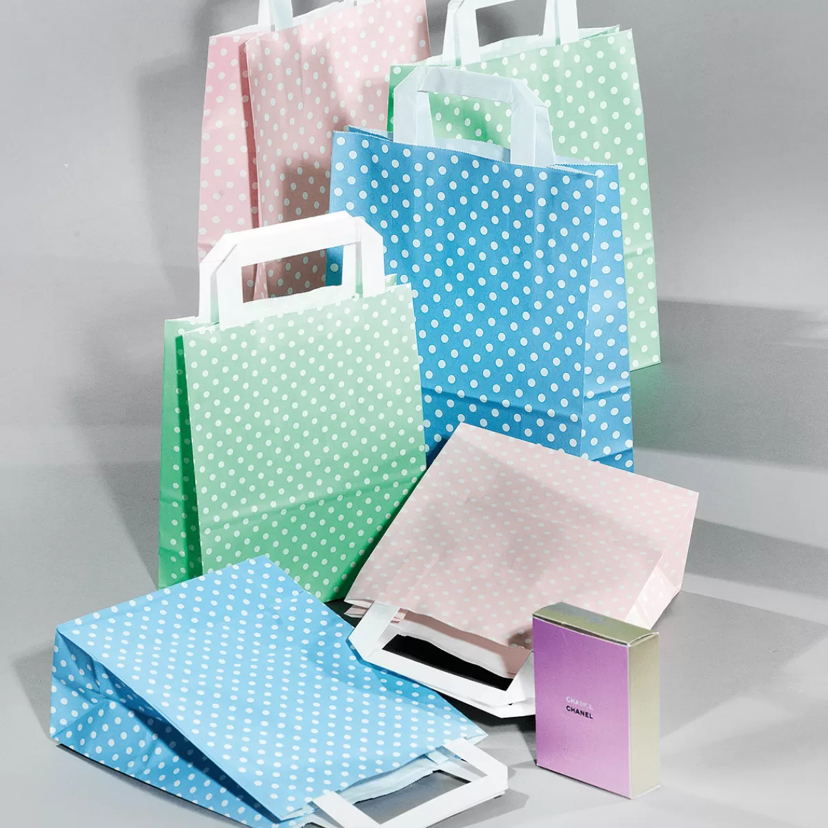 DecoWoerner Sac En Papier Kraft "Petits Points" 22 X 18 Cm,