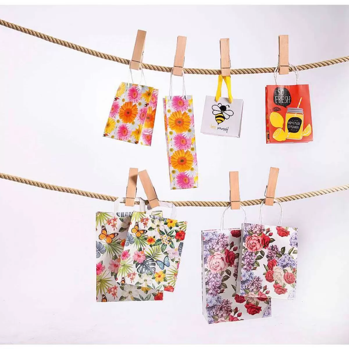 sac_en_papier_kraft_tropical_35_x_26_x_12_cm_4.webp DecoWoerner Sac En Papier Kraft "Tropical" 35 X 26 X 12 Cm